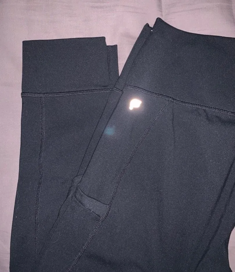 Fabletics 7/8 Legging - Image 3
