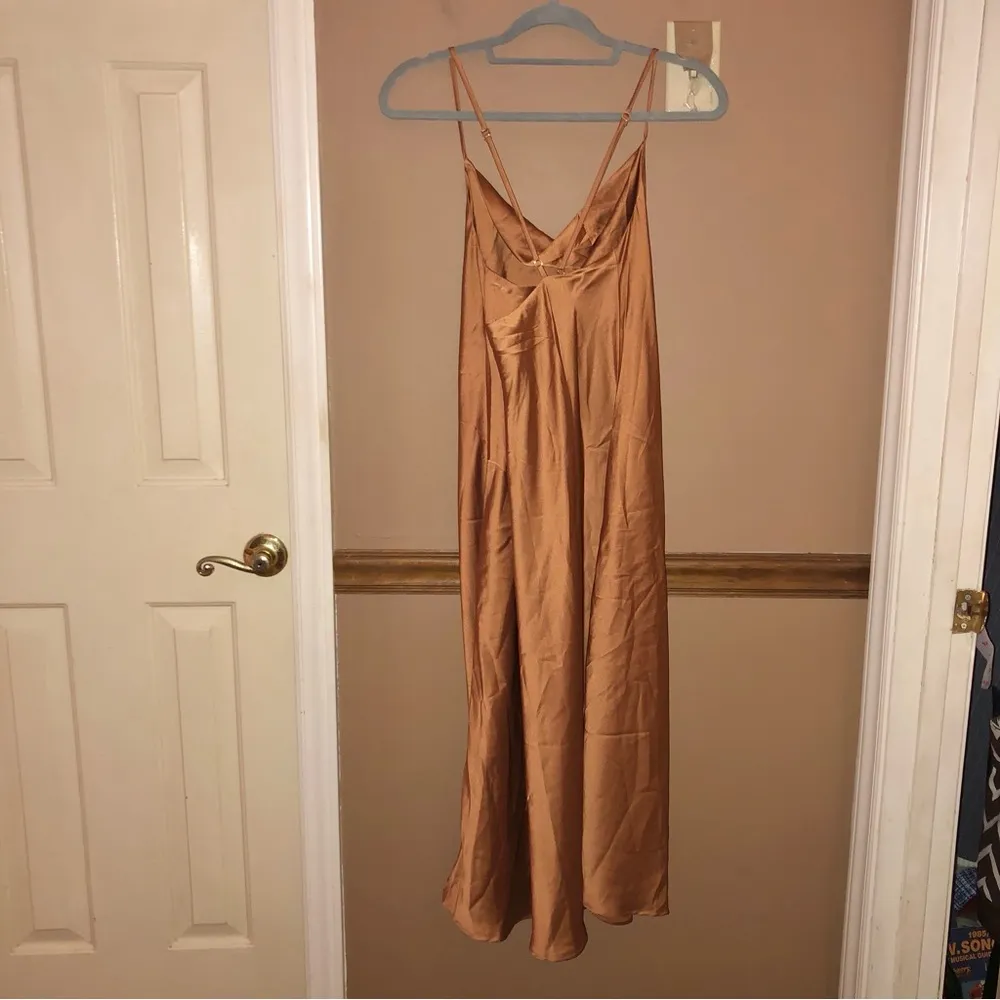 Show Me‎ Your Mumu Verona Cowl Dress Copper Luxe Satin size large - Image 4