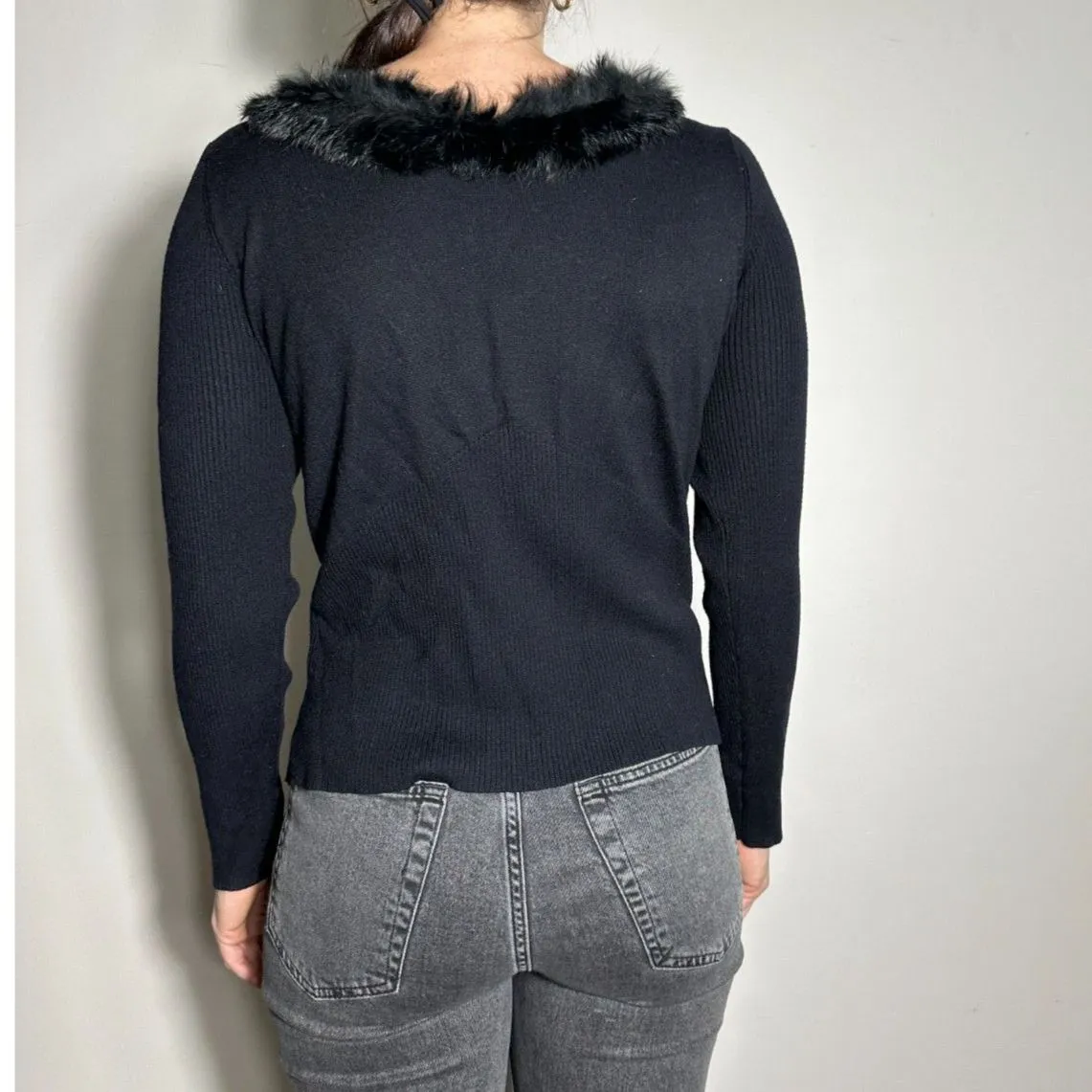 Vintage Axcess Black Faux Fur Trim Longsleeve Top Size Large - Image 4
