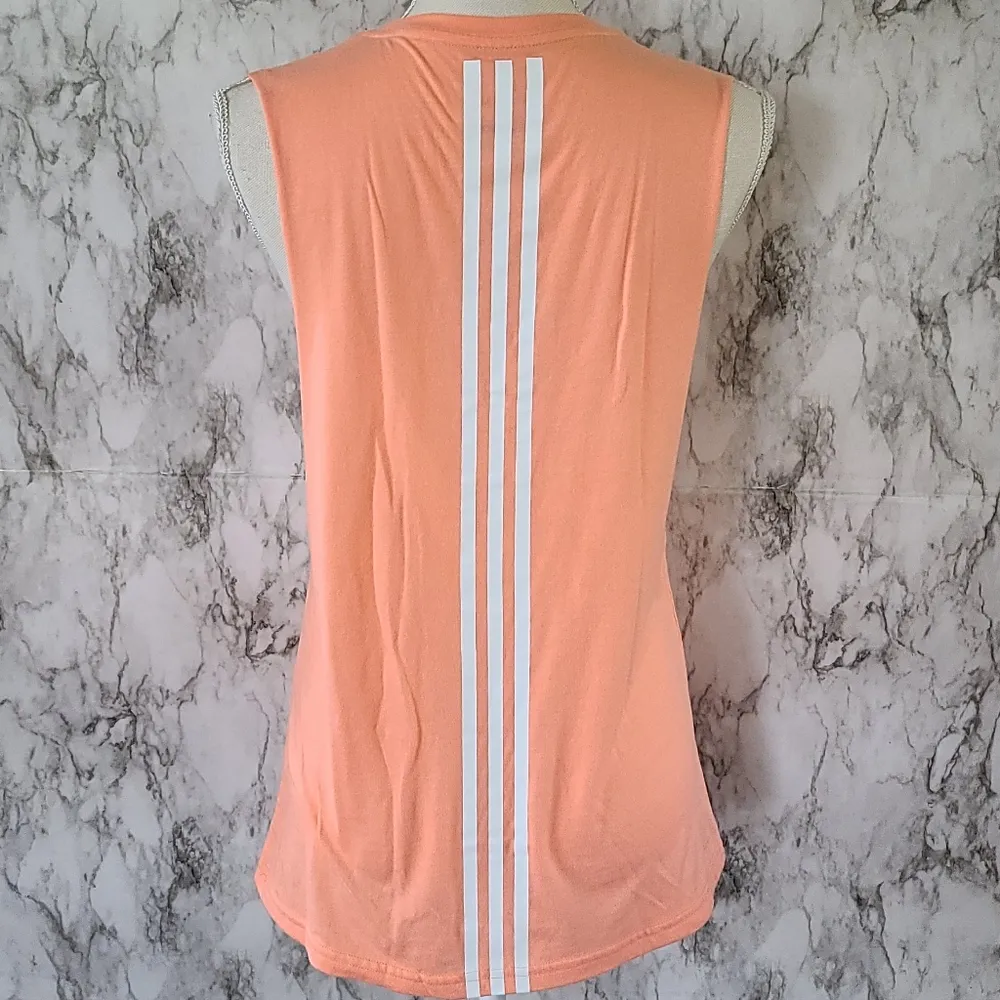 Adidas muscle tank size medium - Image 5