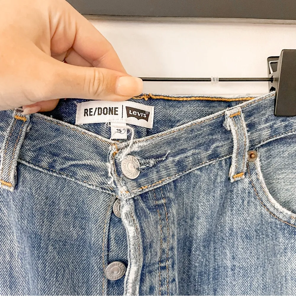 RE/DONE  x Levi’s Distressed Knee Rip Jeans - Image 43