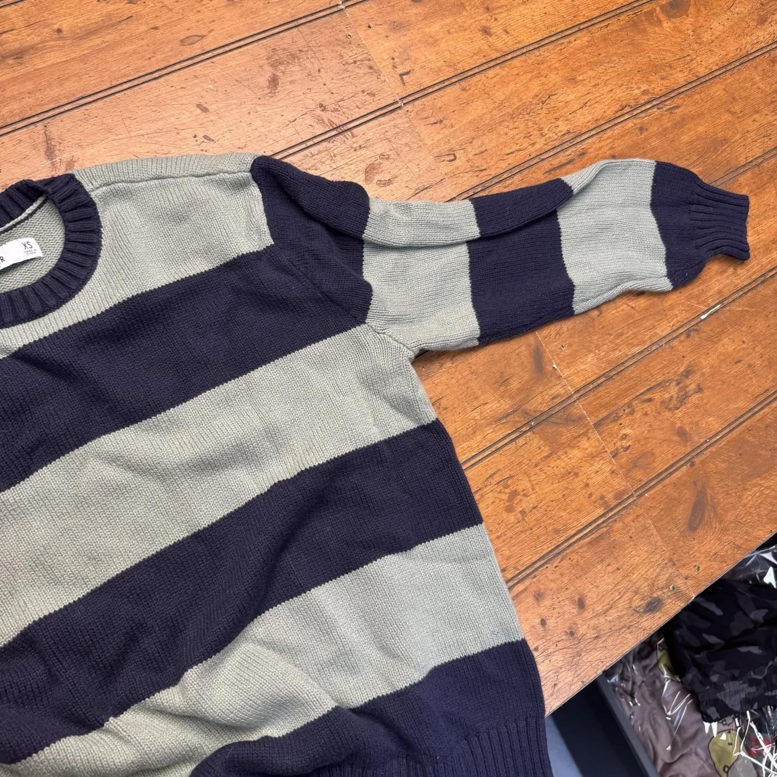 Hollister Sweater Womens XSmall Green Blue Stripes Crew Neck Long Sleeve Stretch - Image 3