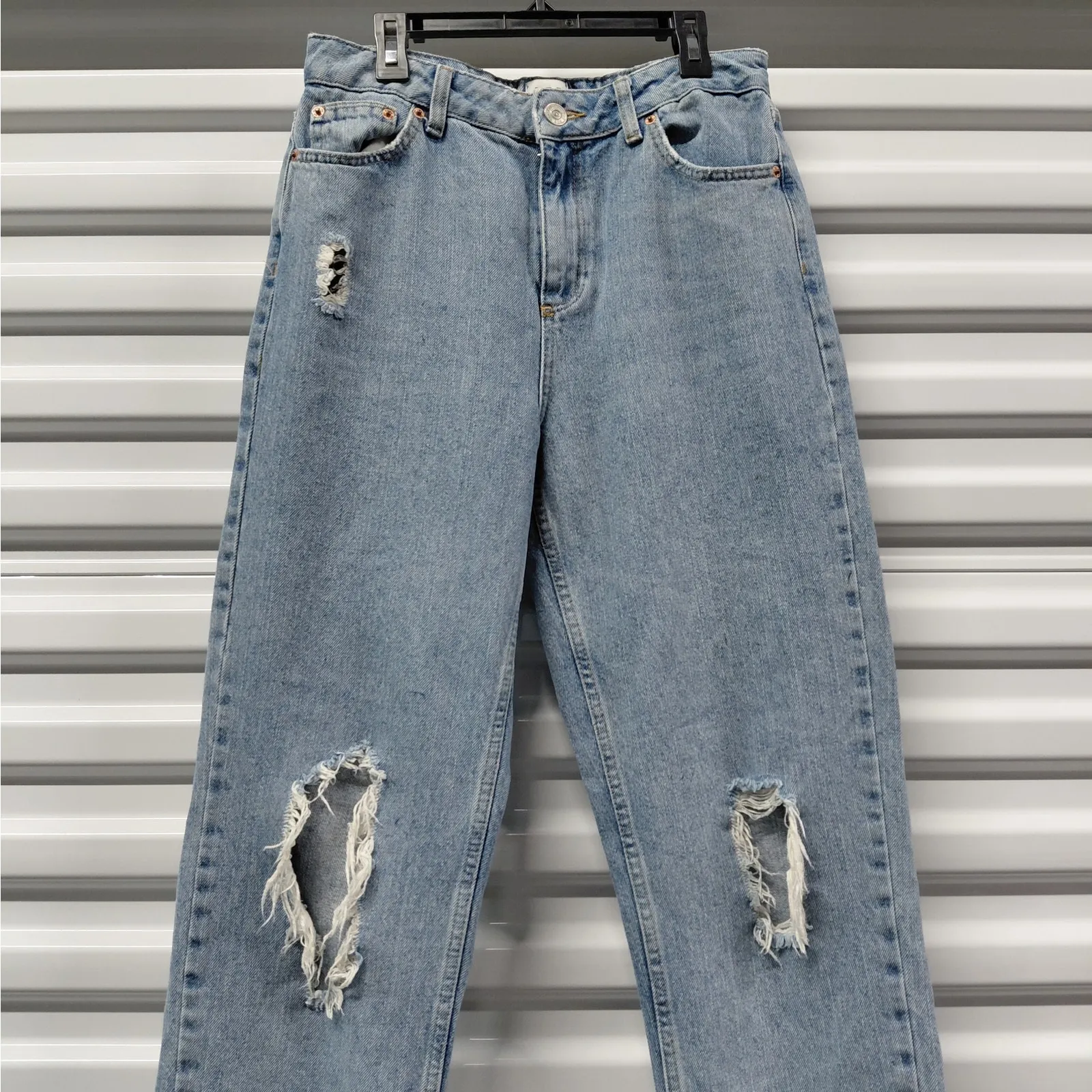 Y2K BDG Urban Outfitters Women's Pax Denim Jeans Size 28 Ripped Trashed Cut Off - Image 3