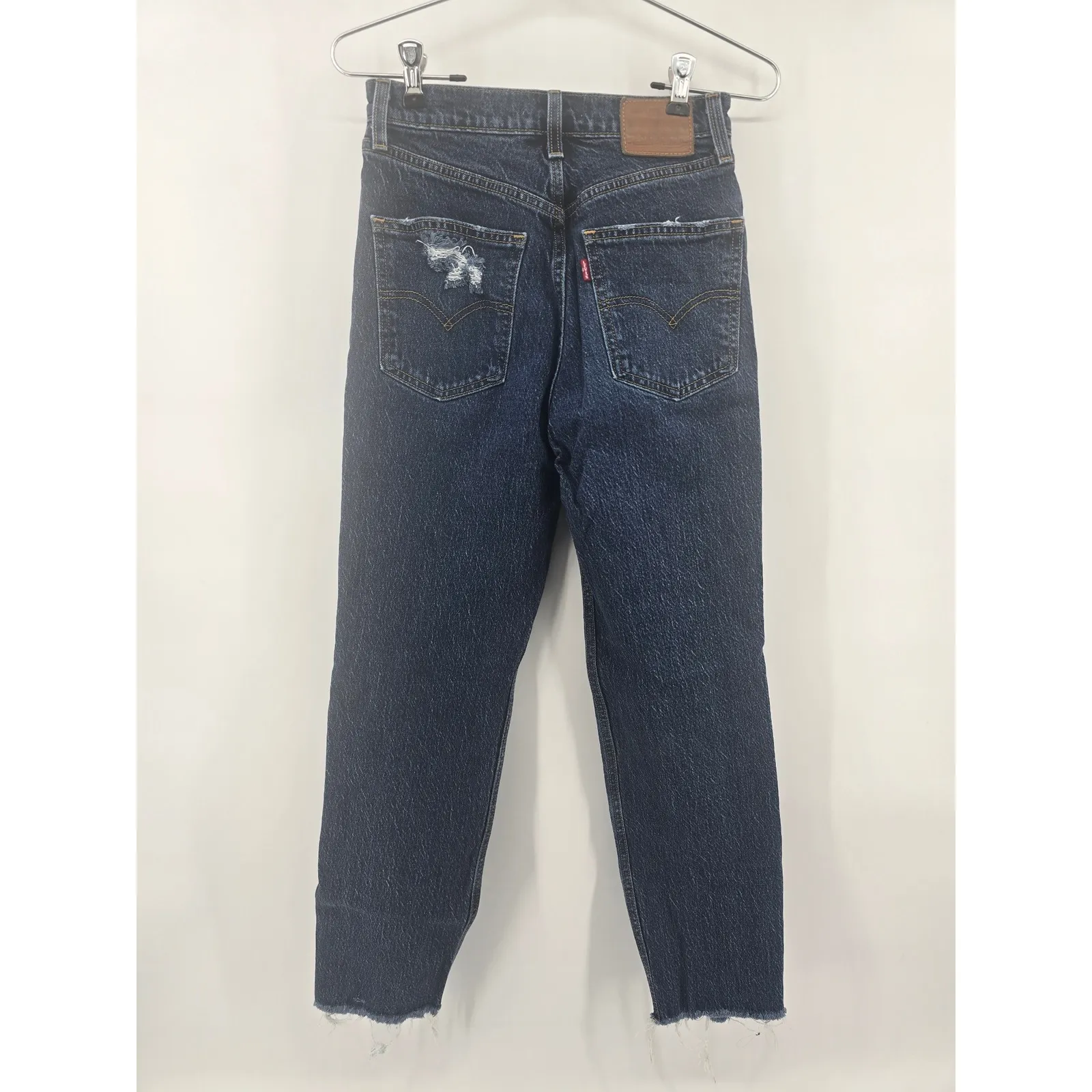 Levi's Premium 70s High Slim Straight Jeans Dark Wash Distressed Raw Hem Size 25 - Image 3