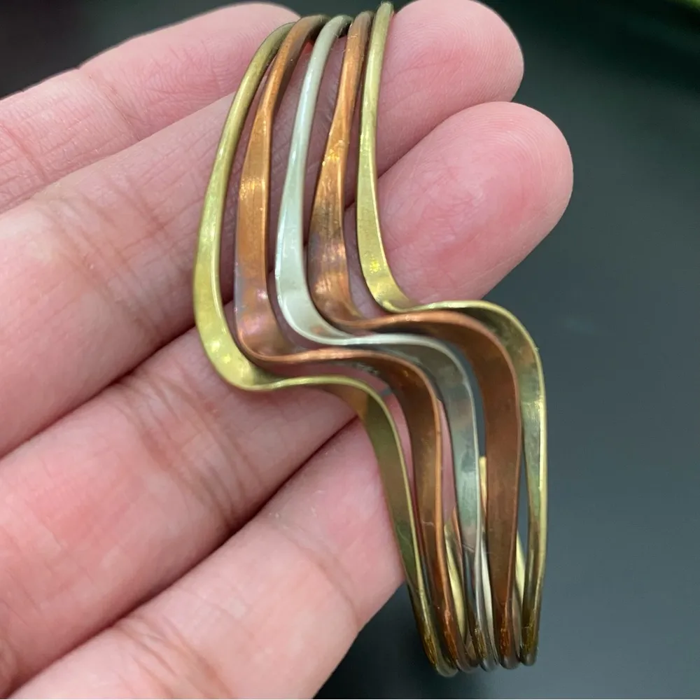 Unsigned Mixed Metal Copper Brass Silver Altered Wavelength Cuff Bracelet 17g. - Image 5