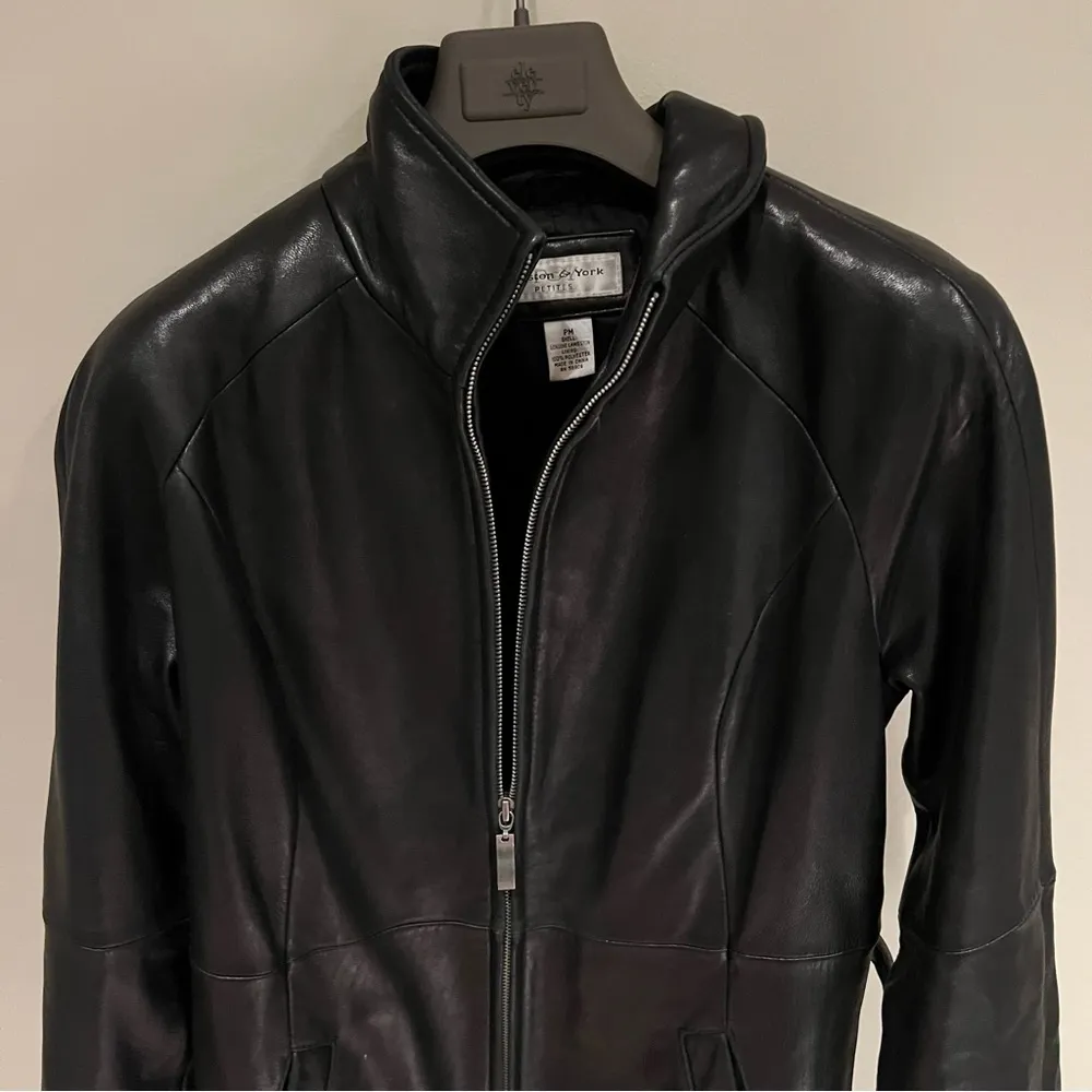 Preston & Young Petites Black Lamb Leather Long Line Chic Jacket Size PM - Image 3
