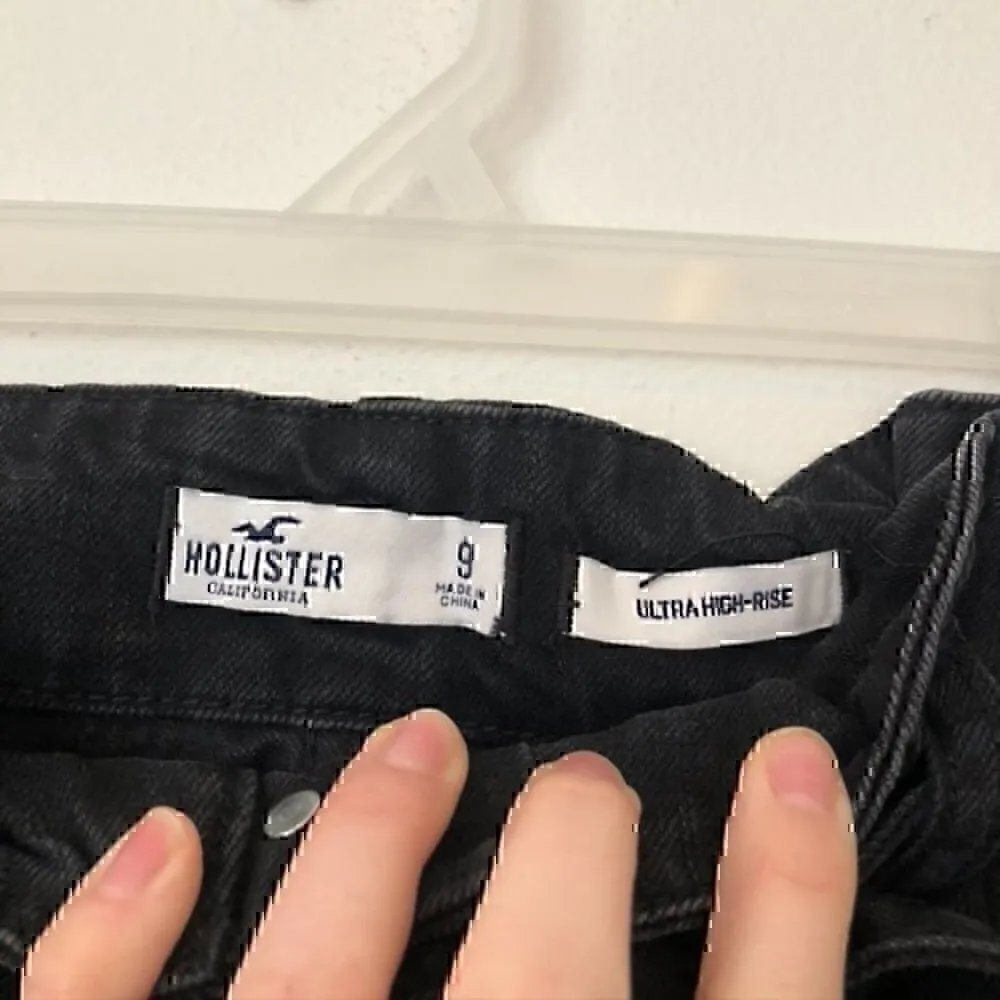 HOLLISTER Ultra High Rise Skirt Black Denim Jean High Waisted Paper Bag Mini 9 - Image 6