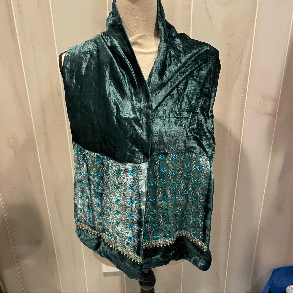 Vintage Y2K aqua velvet silver floral patch scarf 9” x 59” gypsy mermaid goth - Image 5