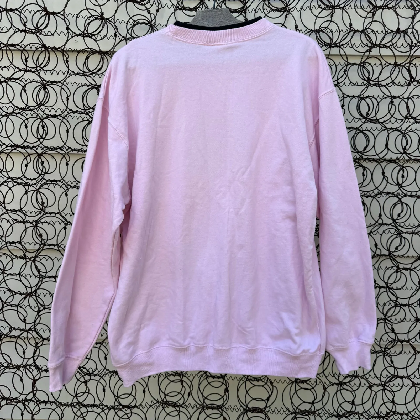 Vintage Coquette Whimsy Pale Pink Black plaid Christmas Tree Crewneck Sweatshirt Size L - Image 3