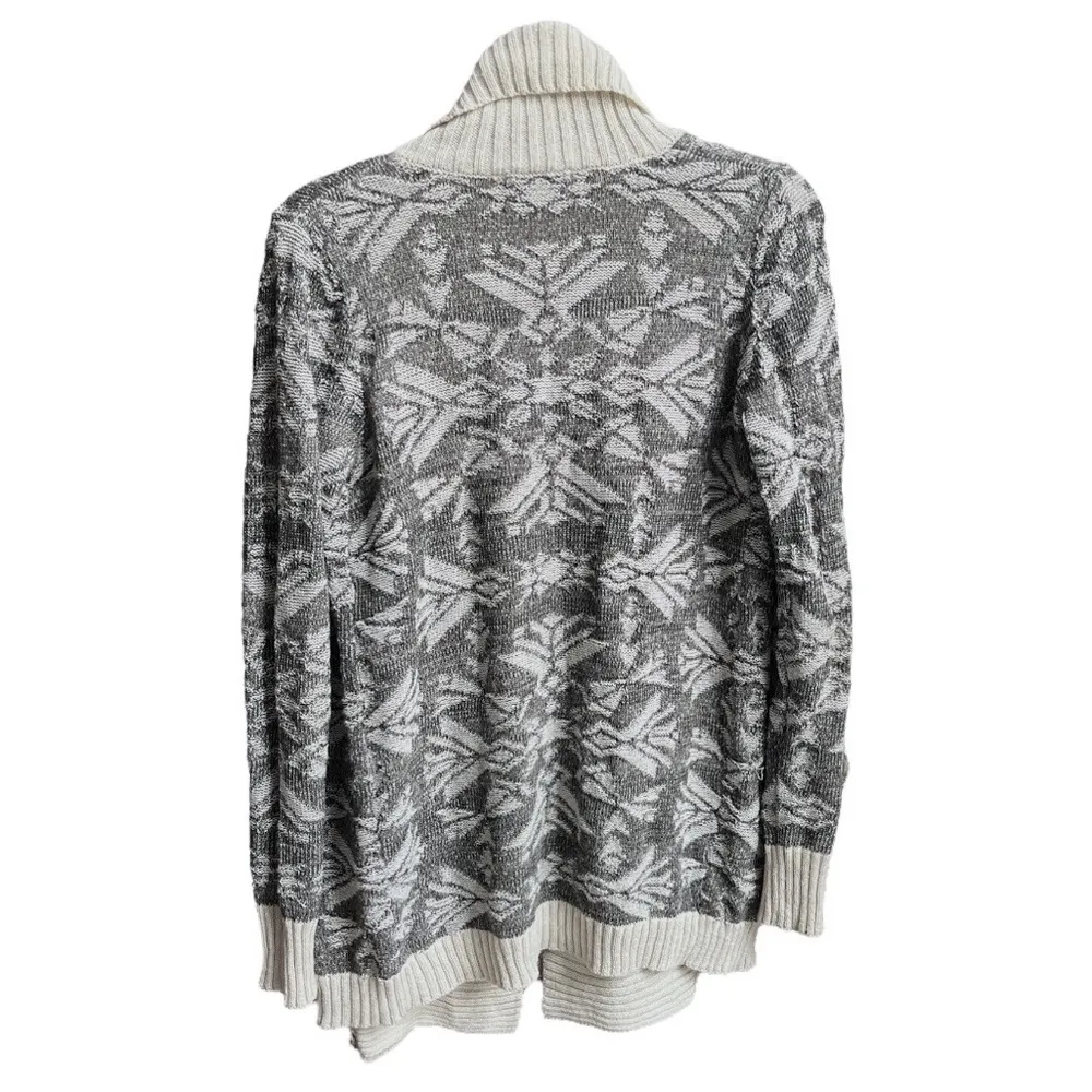 Mudd Southwestern Pattern Open Cardigan White Gray Size Medium - Image 2