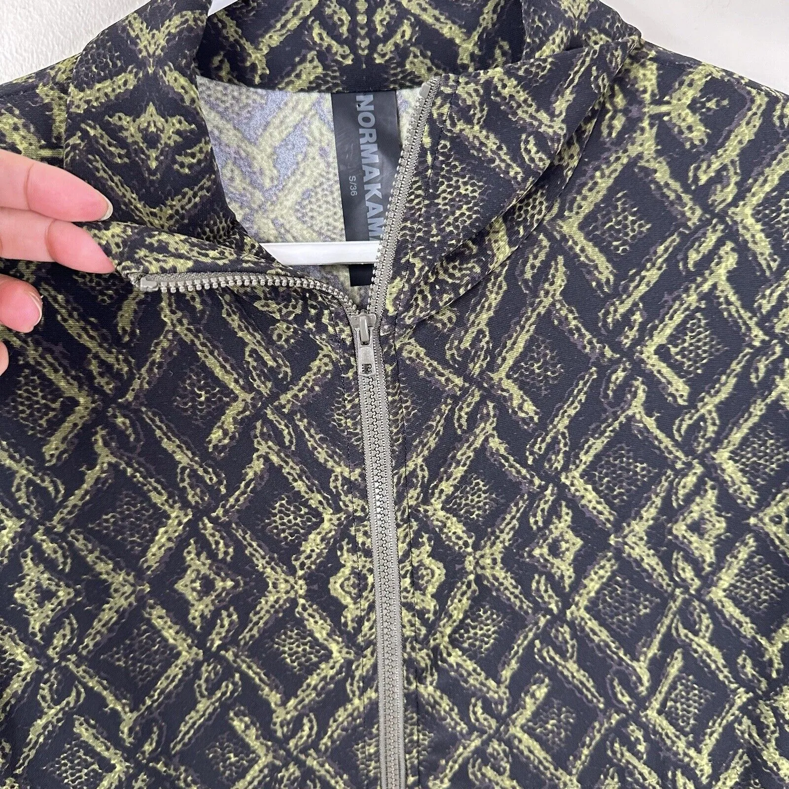 Norma Kamali  Jacket Womens Small Green Black Snake Python Print Full Zip Track - Image 3