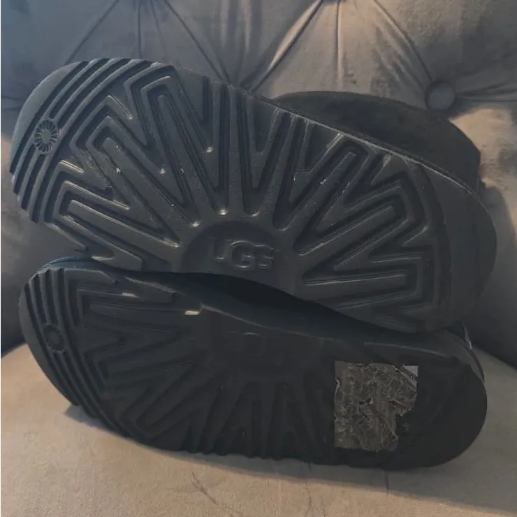 UGG Black Suede Boots with Zipper - Image 7