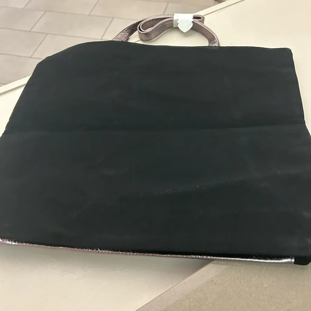 Jimmy Choo Bag in Black and Silver unisex brand NEW! - Image 4