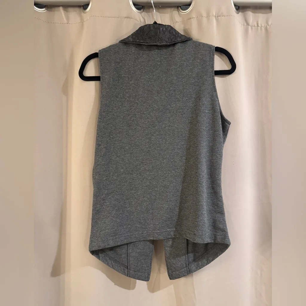 Wet Seal Gray Sleeveless Vest with Button Detail - Image 2