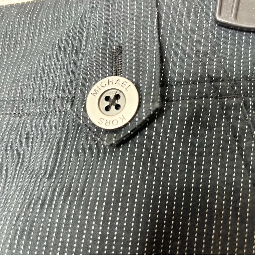 Michael Kors Black Pinstripe Casual Capri Pants Women’s Petite Size 4P - Image 3