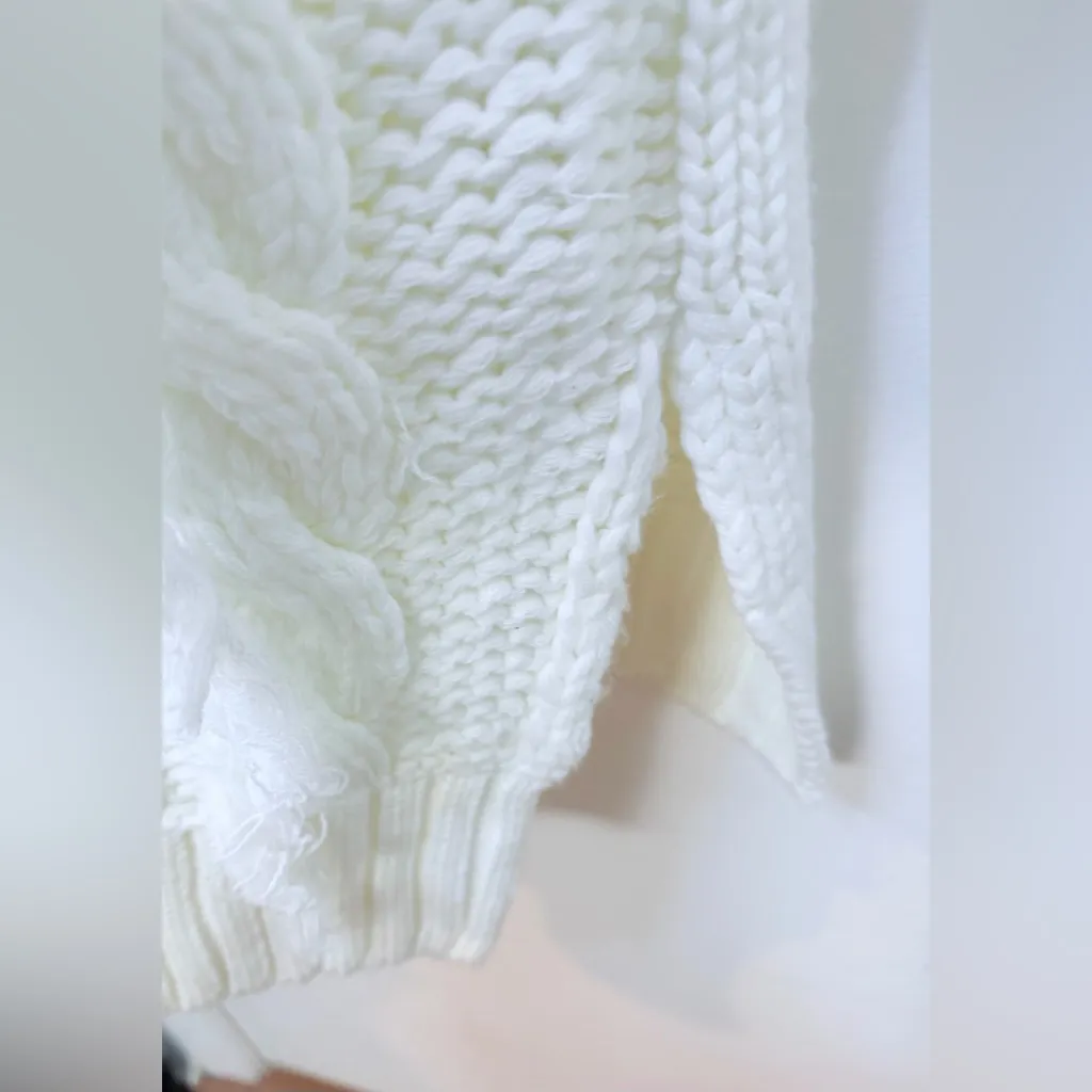 Farm Rio NWT White Midi Sweater Dress Off White Size M Chunky Cable Knit Fringe - Image 7