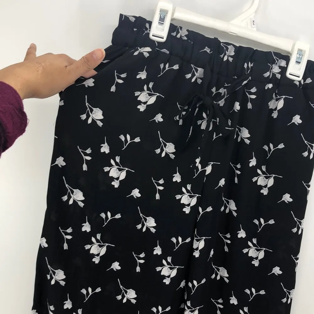 Xhileration wide leg patterned semi sheer pant - Image 5