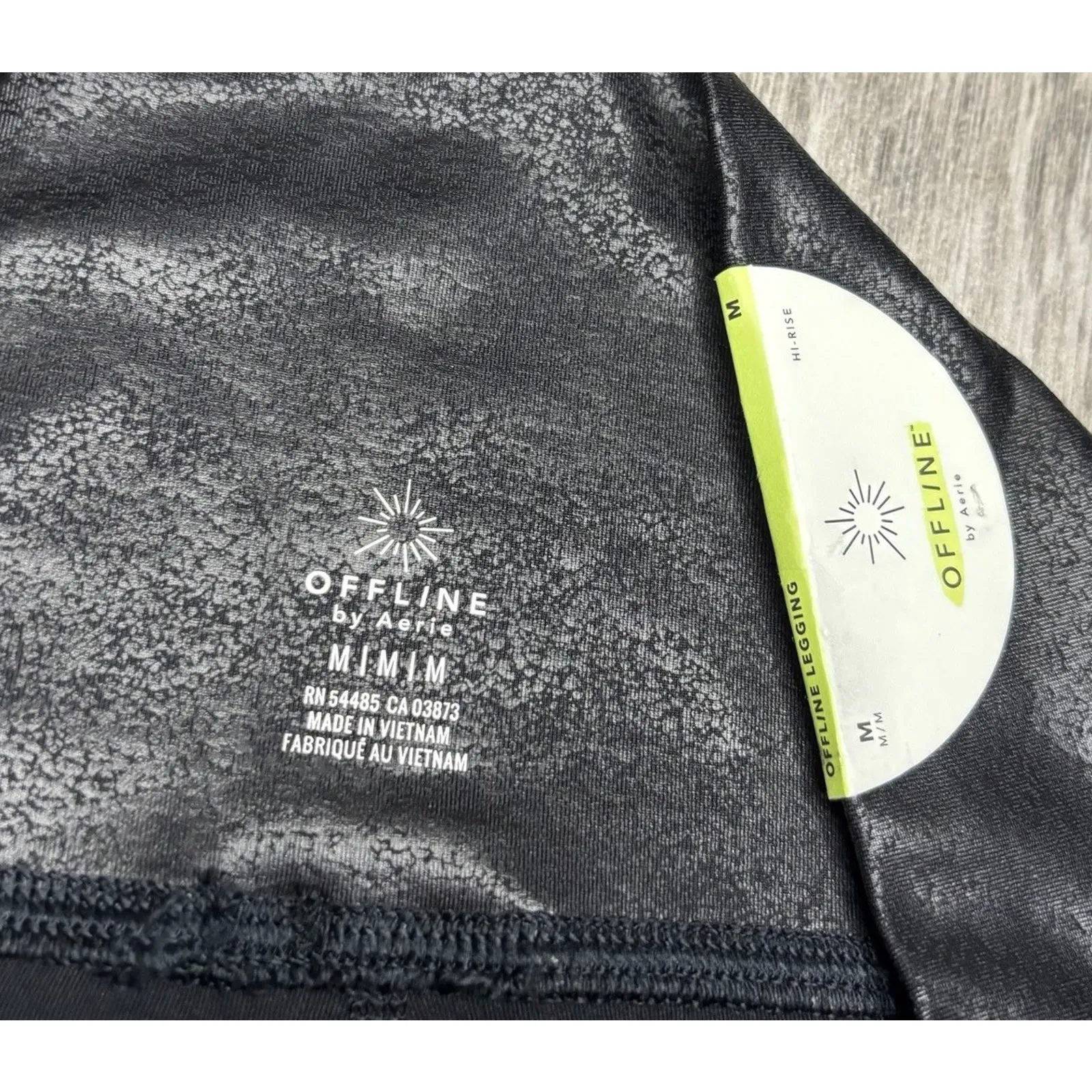 Offline by Aerie Faux Leather Leggings NEW Shiny Crackle High Rise Size MEDIUM - Image 5