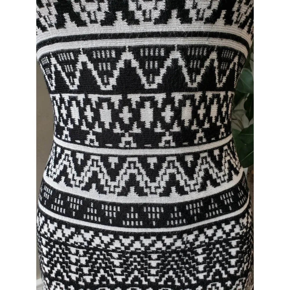Taylor & Sage Skater Dress Womens Small Black White Aztec Tribal African Pattern - Image 9