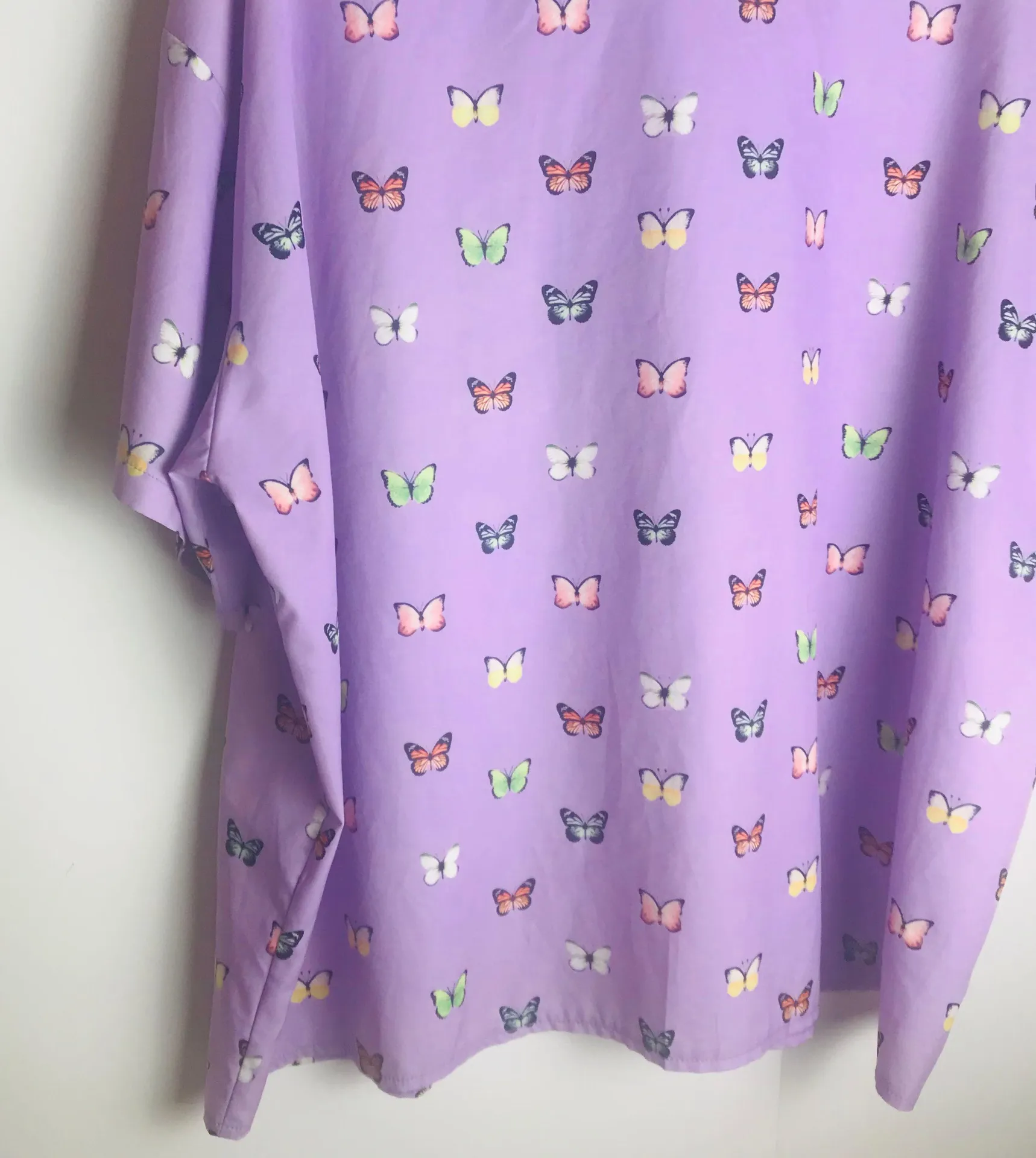 SheIn Butterfly Print Button Down Top - Image 7