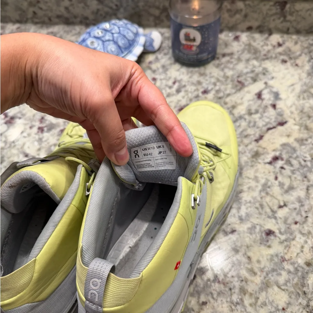 On Running On Cloud Waterproof High Top Lime Green Shoes Size 10 - Image 7