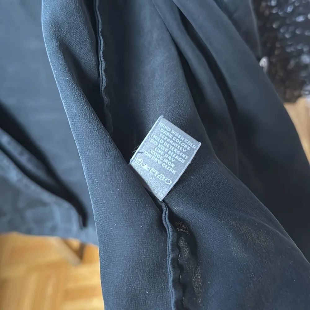 Neiman Marcus Silk Pj Top - Image 4