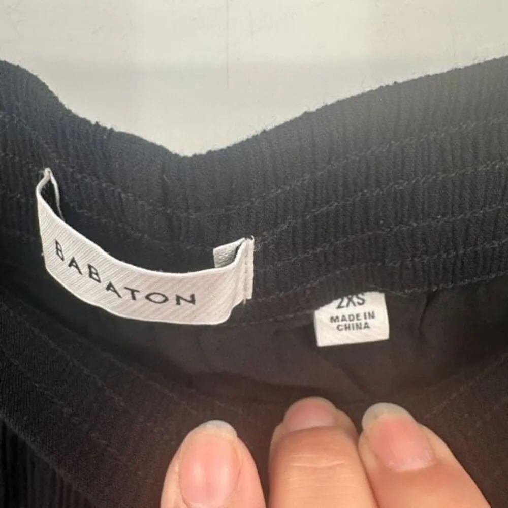 Babaton Pull On Crinkly Flat Front MidRise Wide Leg Cropped Pants Black Size 2XS - Image 5