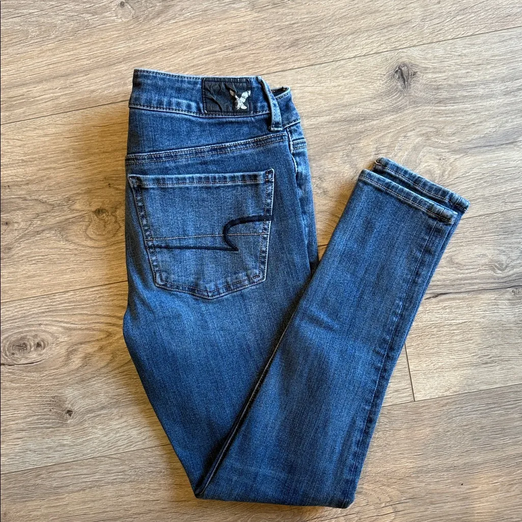 AMERICAN EAGLE 360 Super Stretch Jegging Size 4S - Image 3