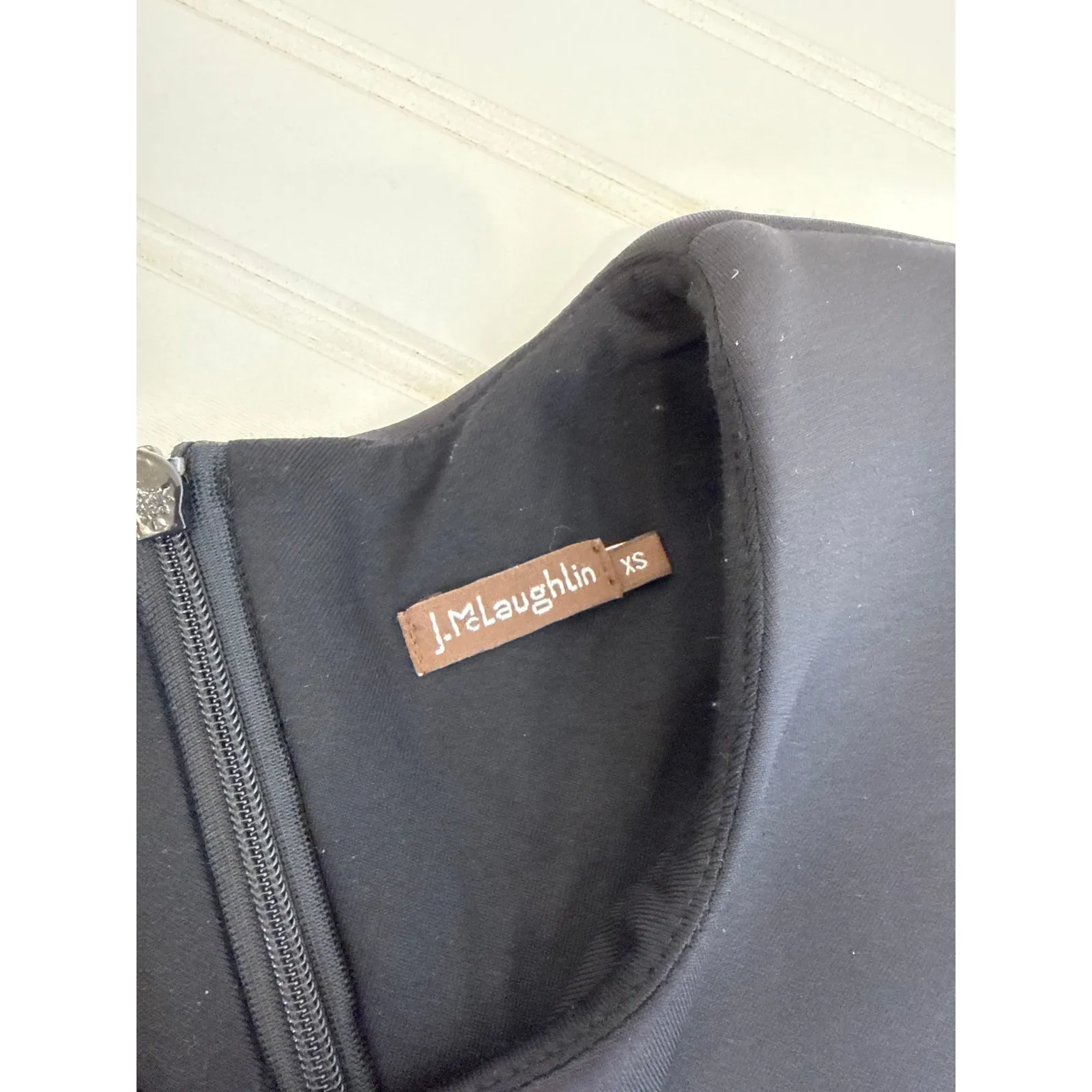 J. McLaughlin Sleeveless Crew Neck Black Fit And Flare Dress Mini LBD Size XS - Image 5