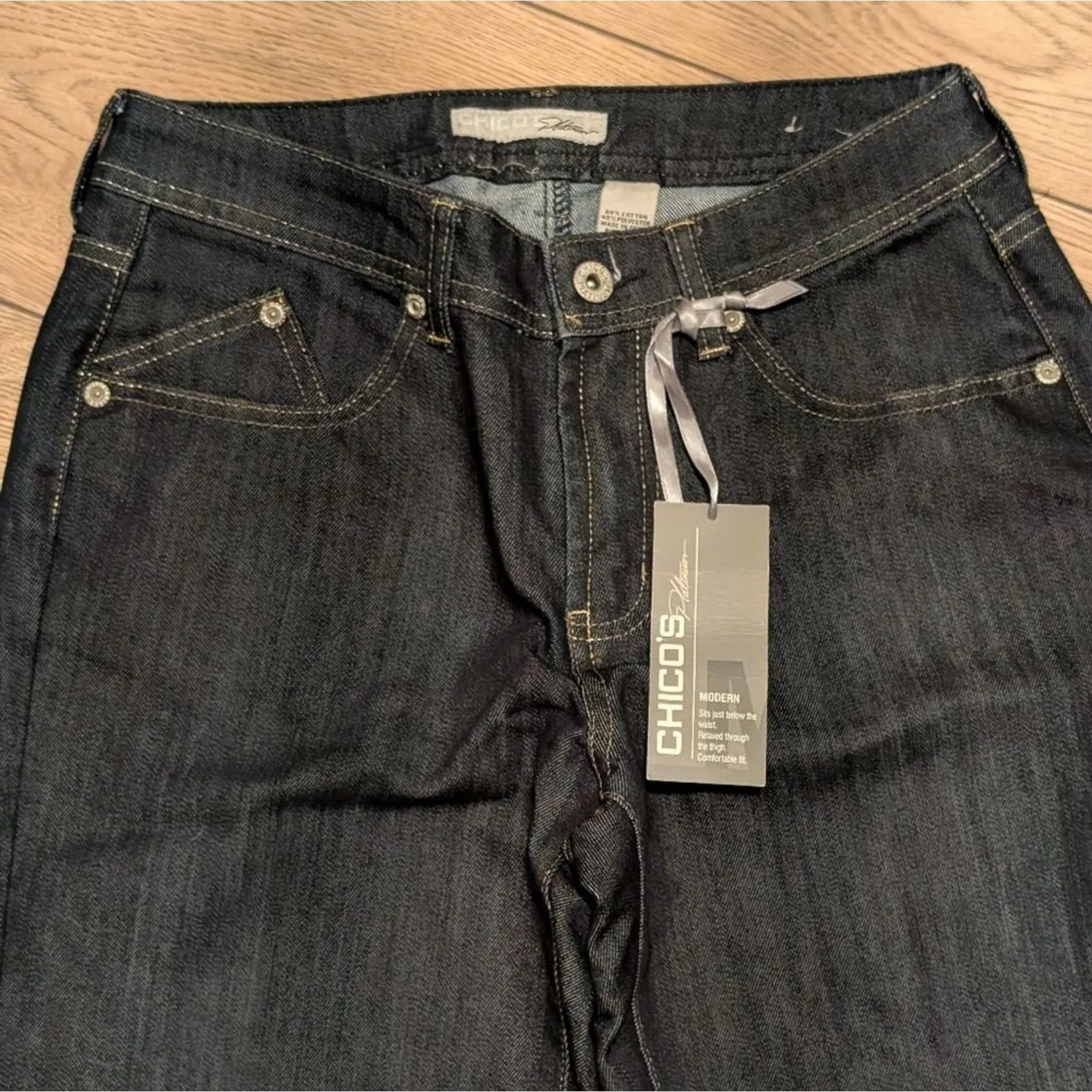 Chico's Platinum Jeans 0 Small 4 Dark Denim Modern Boot Cut Bootcut NWT NEW - Image 3