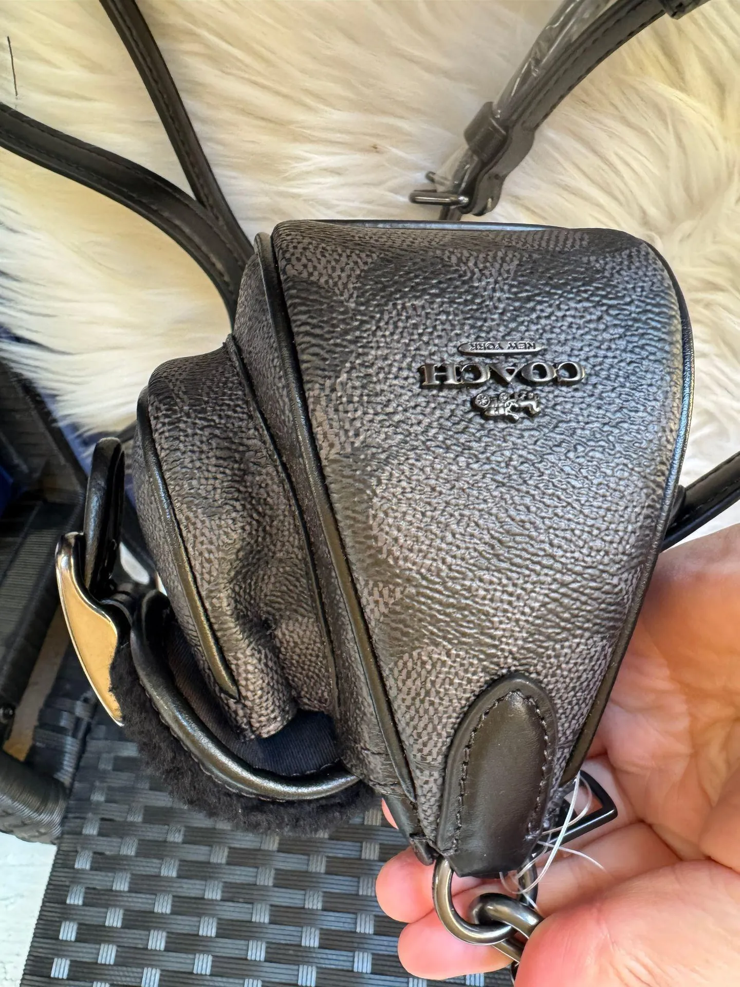 NWT  Ashton Bag In Signature Canvas Gunmetal Black cy658 - Image 7