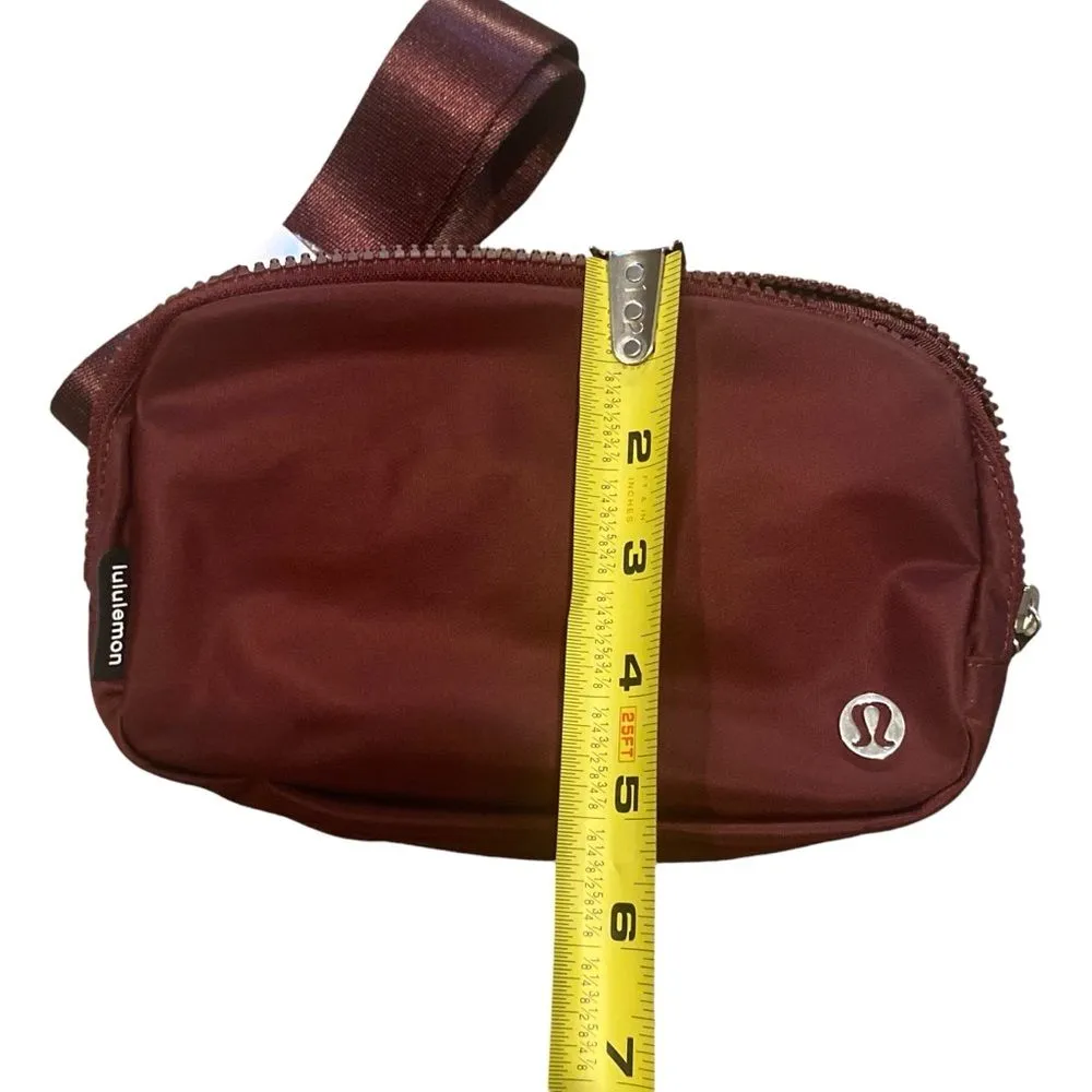 Lululemon Everywhere Belt Bag Red Merlot Maroon‎ Sporty Fanny Pack Travel NWT - Image 8