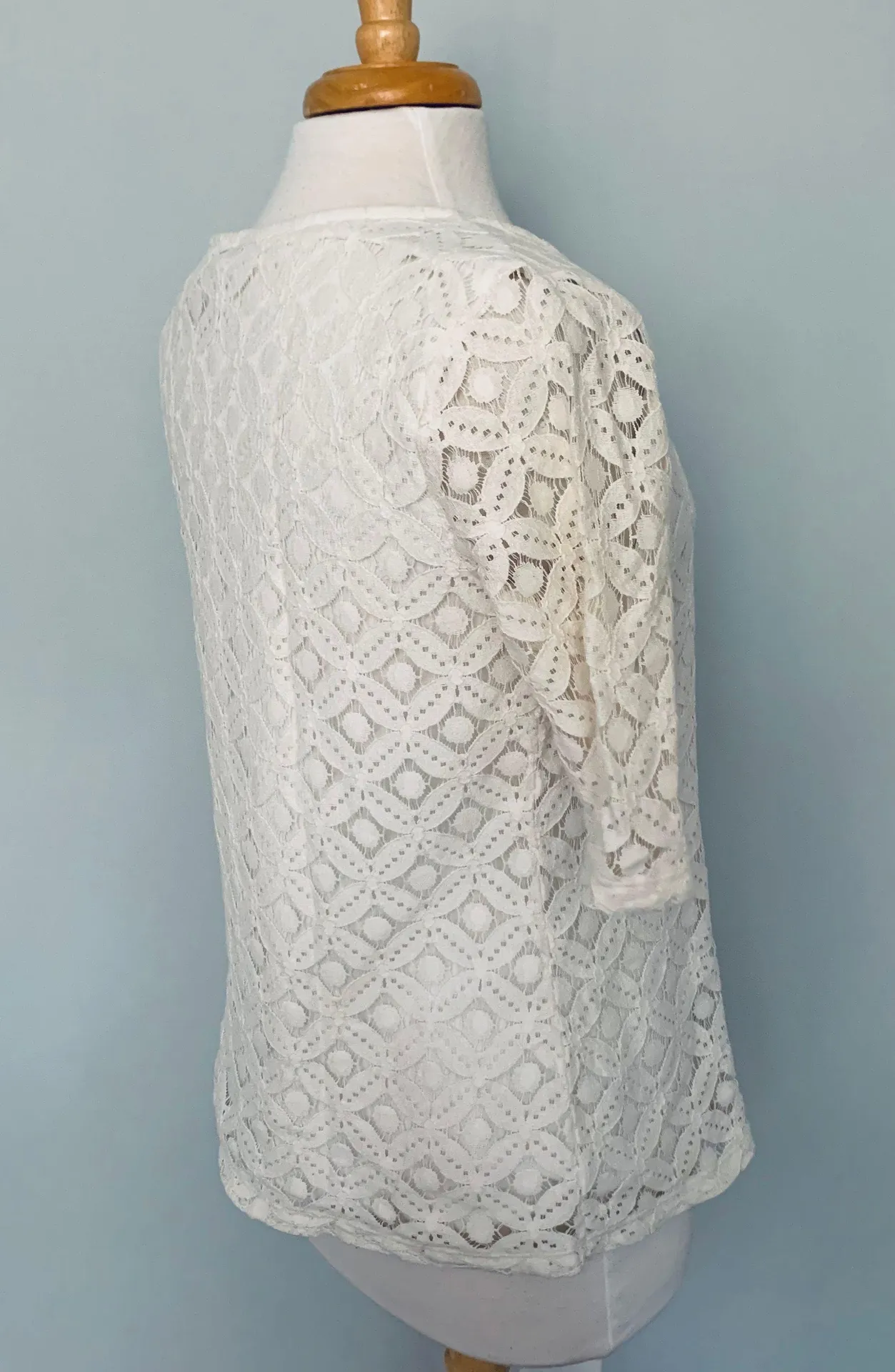 Cream Eyelet Short Sleeve Top - Image 2