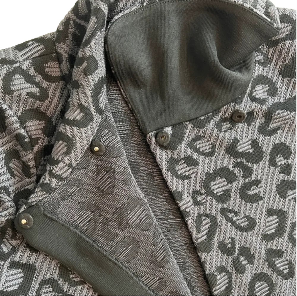 Ming Wang gray/black cheetah sweater jacket shacket NEW w/out tags Size PXS - Image 9