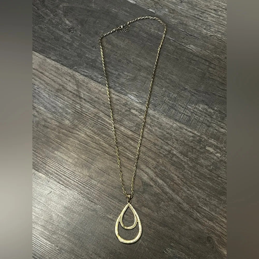 QVC Necklace Silver - Image 3