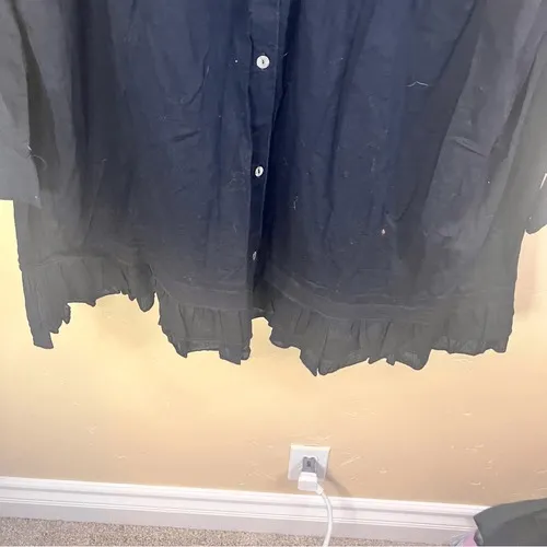 Soft Surroundings 1X Button Up Shirt Ruffled Bottom Roll Tab Black Size‎ 1X - Image 4