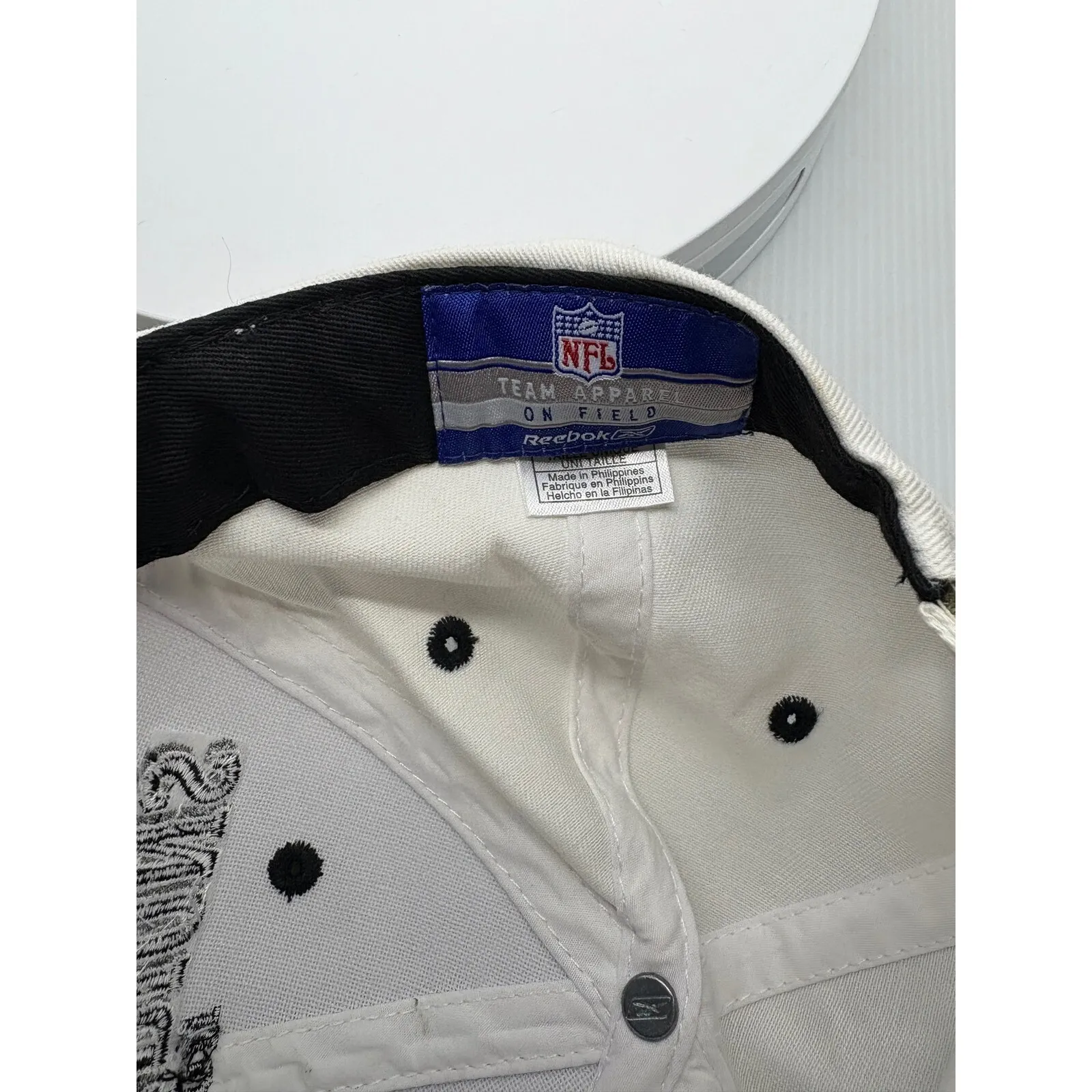 Reebok‎ Colts Division Champions Hat 2005 AFC South Playoffs Old NFL Shield - Image 10