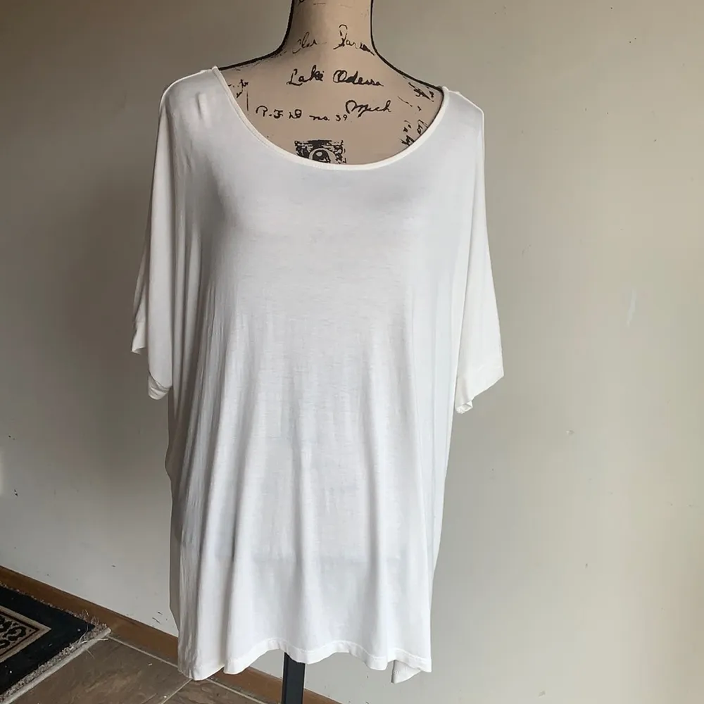 Bobeau Oversized White Short Sleeve Top - Image 2