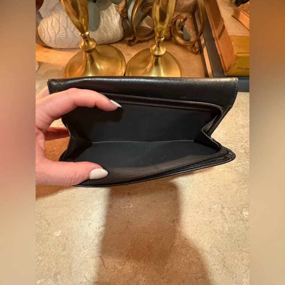 Perry Ellis Black Leather Wallet Sleek Minimalist Design - Image 12