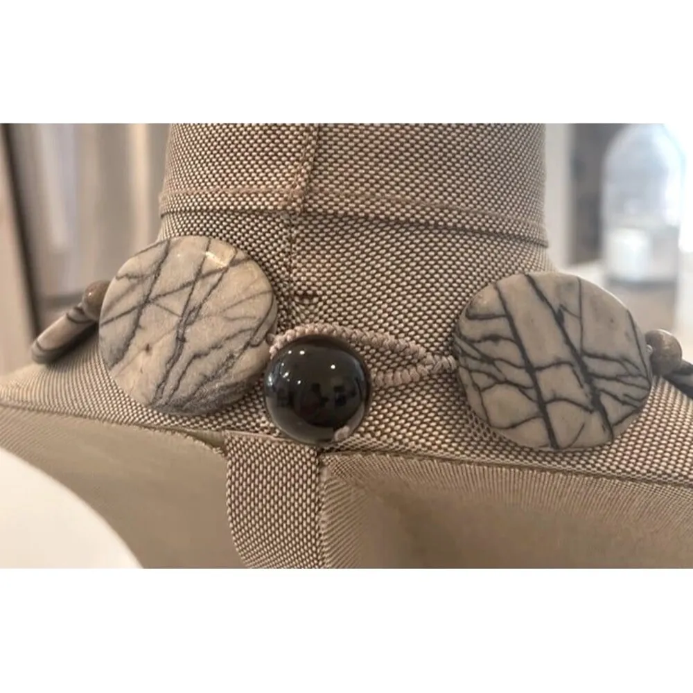 Handmade  Natural B/G stone necklace - Image 4