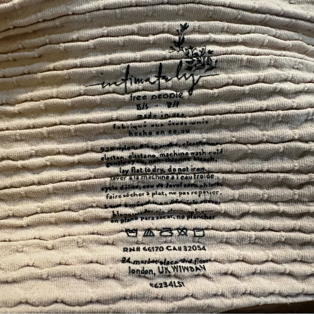 Intimately Free People Women's Textured Seamless Cropped Top Sz XS - S Pink NWT - Image 9