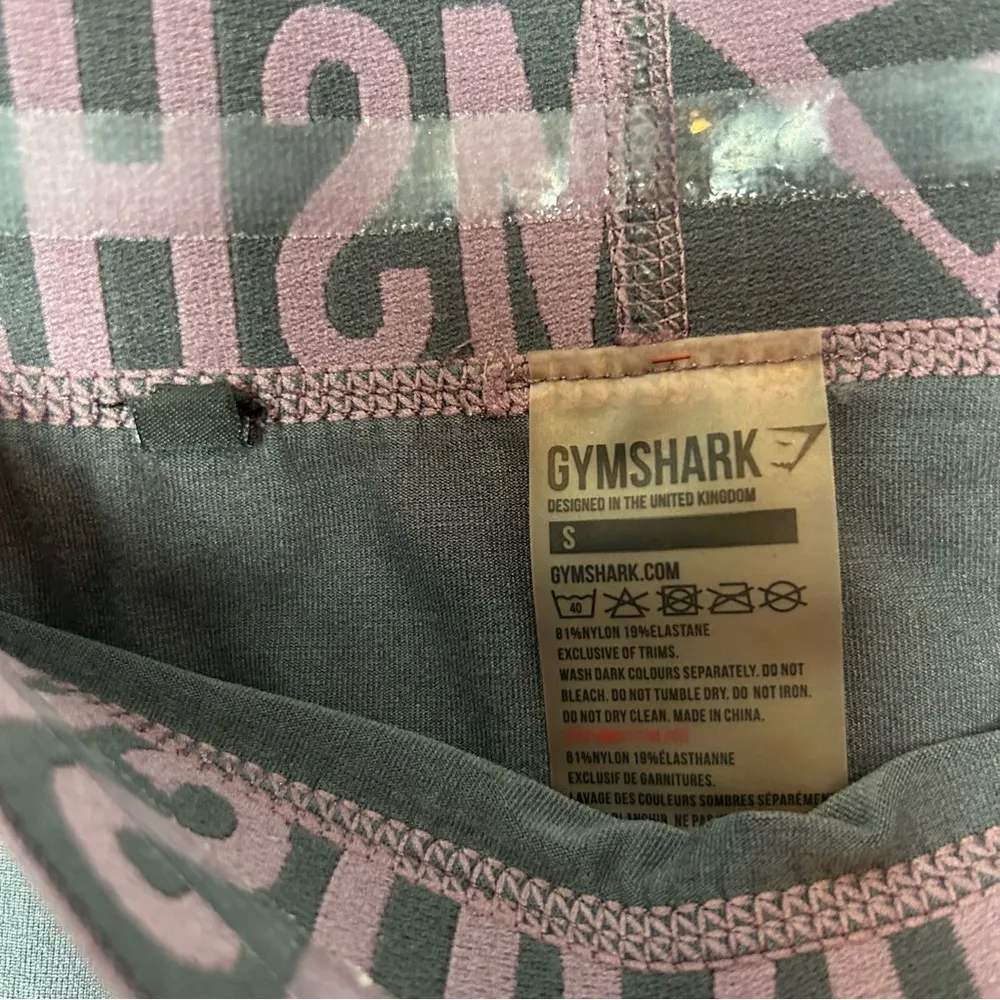 Gymshark Fit Seamless Leggings in Gray / Pink Logo Waistband - Image 7