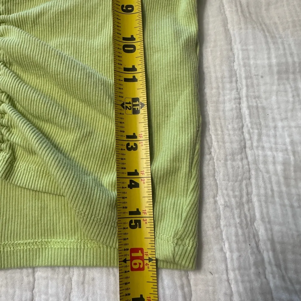 ZARA Rushed Ribbed Crop Lime Green Tank Top Size Medium - Image 4