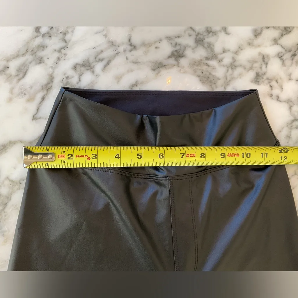 NWOT Aerie Offline Real Luxe Black Faux Leather Legging Sz Small - Image 6
