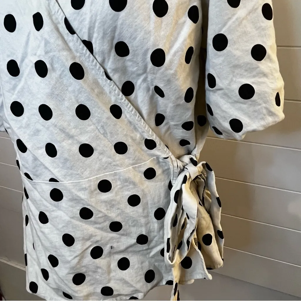 GAP Cream and Black Wrap Polka Dot Blouse Linen Blend - Image 6