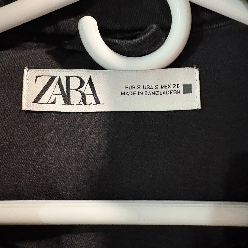 Zara‎ Women's Black Wash Denim Jacket - Image 3