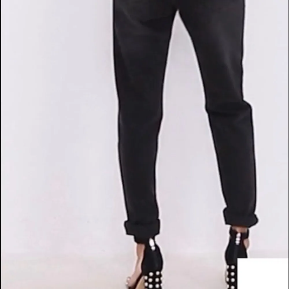 BLACK EXTREME RIPPED UP MOM JEANS - Image 9