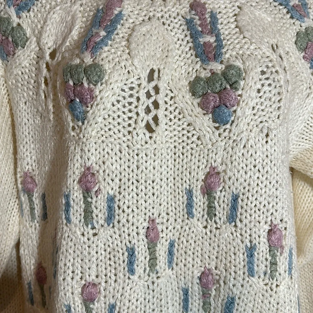Cabin Creek Vintage 1990s Y2K Cream Embroidered Loose Knit Sweater Small - Image 7