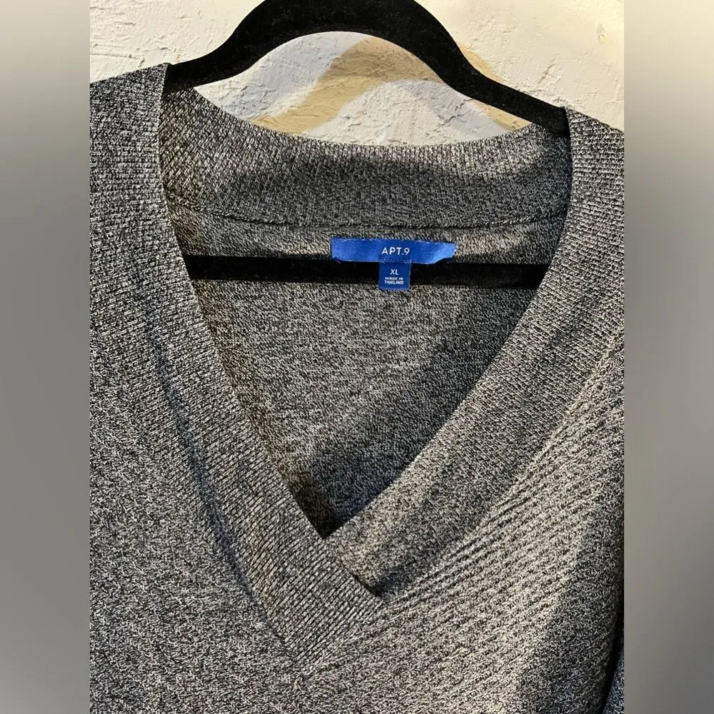 Sweater pullover APT 9 heathered grey vneck long sleeve XL $25 - Image 9