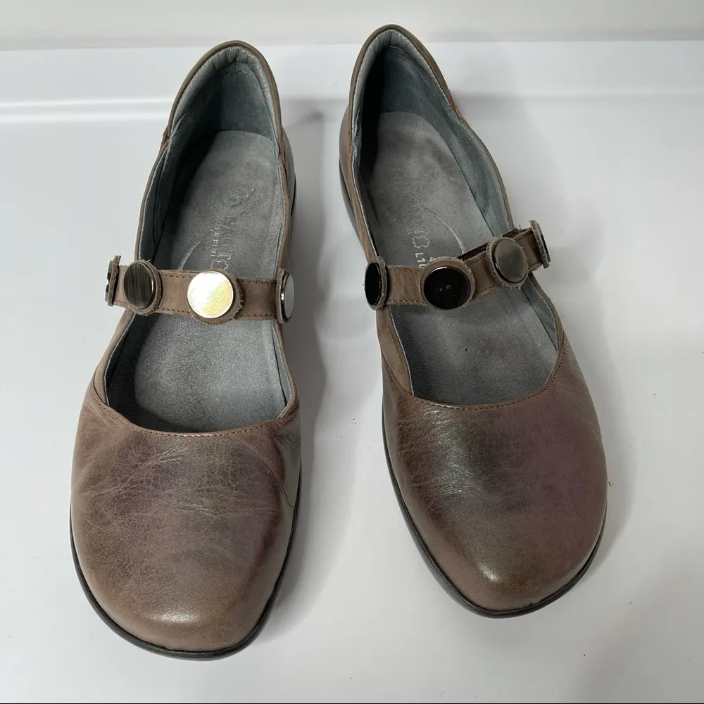 Naot Women's Size 10 Mary Jane‎ Comfort Flat Shoe Iridescent Brown Hook and Loop - Image 3